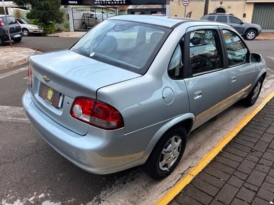 CHEVROLET CLASSIC 1.0 MPFI LS 8V FLEX 4P MANUAL CHEVROLET CLASSIC 1.0 MPFI LS 8V FLEX 4P MANUAL